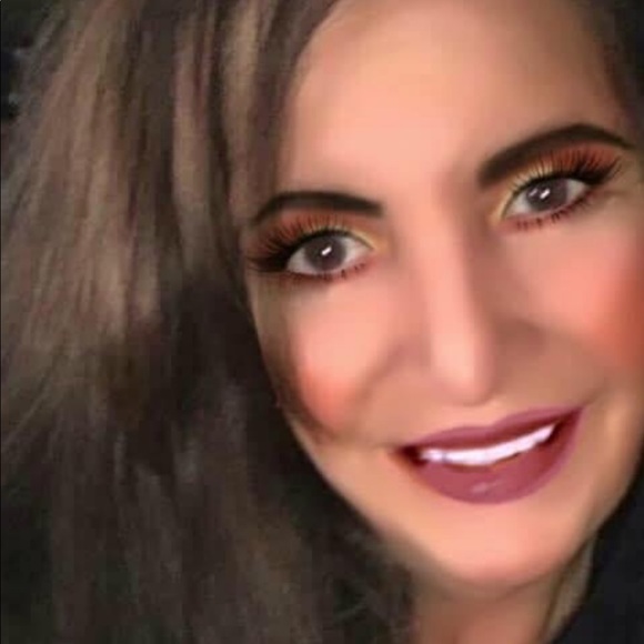 Meet your Posher, Trina - Picture 17 of 17